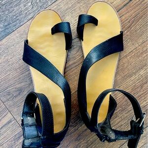 Unique BCBG sandals